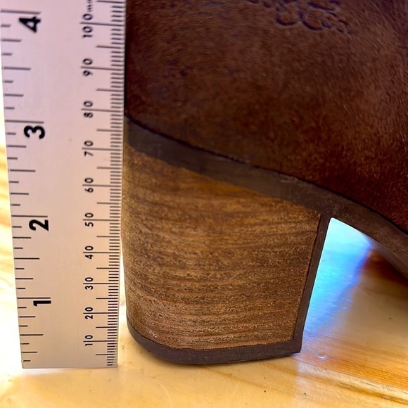 Bos. & Co. Belfield Waterproof Brown Suede Heeled Chelsea Boots Size 39 EU/US 8 - Picture 10 of 10